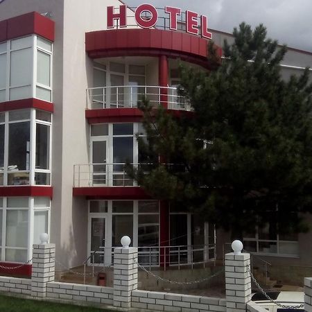 Hotel Paulina Falesti Eksteriør bilde